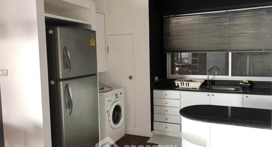 Condo en alquiler de 2 habitaciones en Bang Na, Bangkok