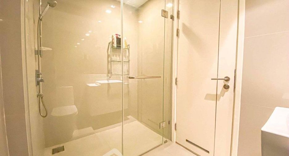 For rent 2 ベッドルーム condo in Yan Nawa, Bangkok