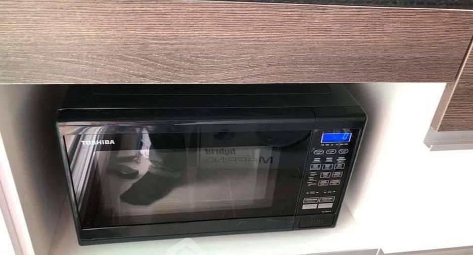 For rent 2 bedrooms condo in Huai Khwang, Bangkok