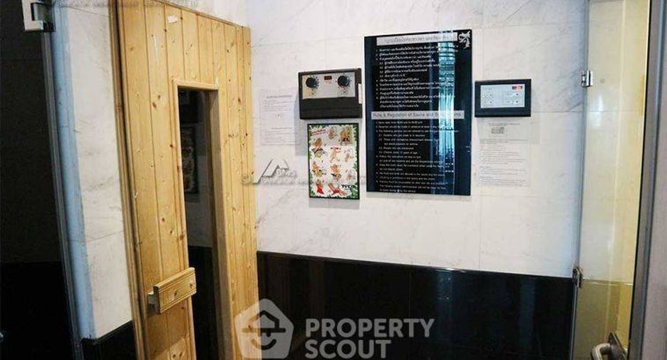 For rent 1 bed condo in Phra Khanong, Bangkok