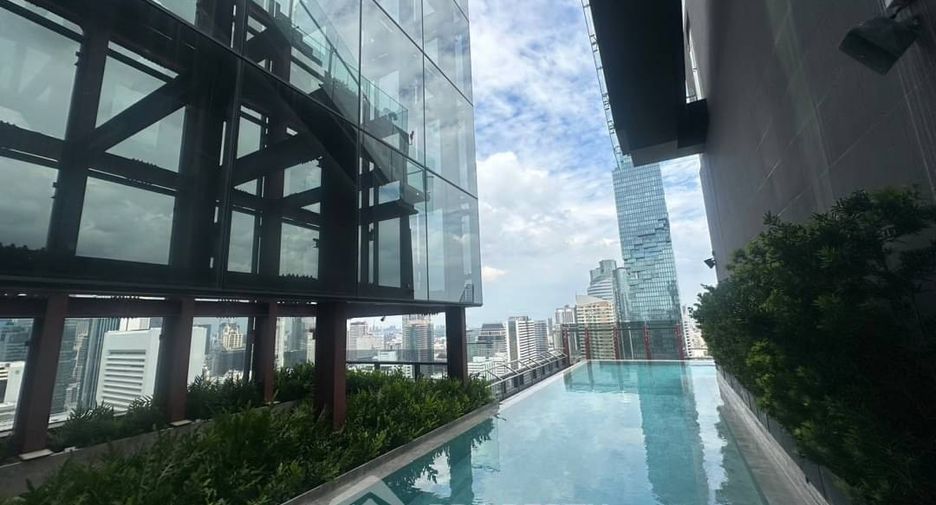 For rent 1 bed condo in Bang Rak, Bangkok