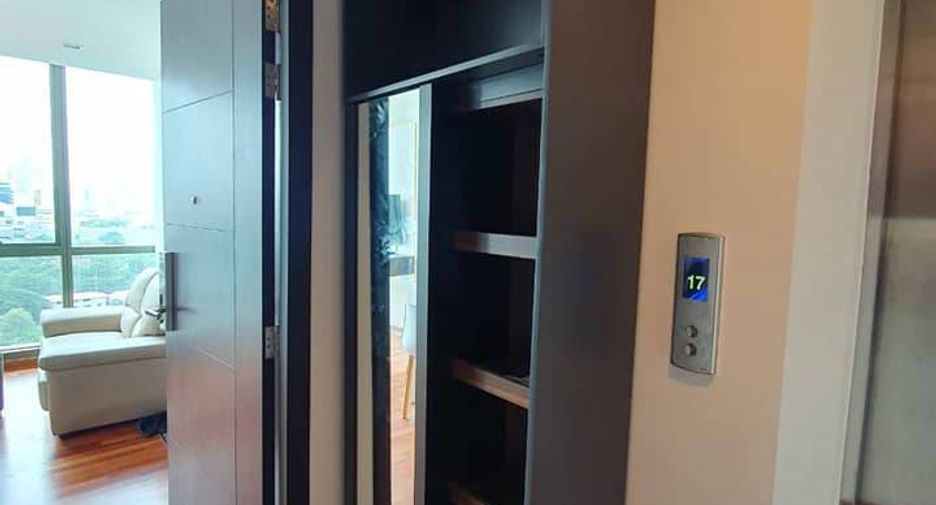 For rent 1 bed condo in Pathum Wan, Bangkok