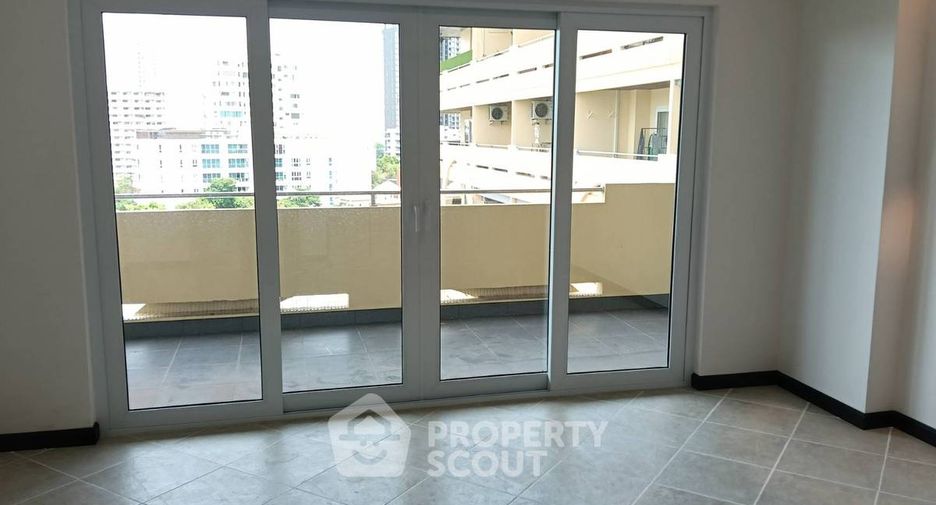 Wohnung zur Miete mit 3 Zimmer in Bang Lamung, Chonburi