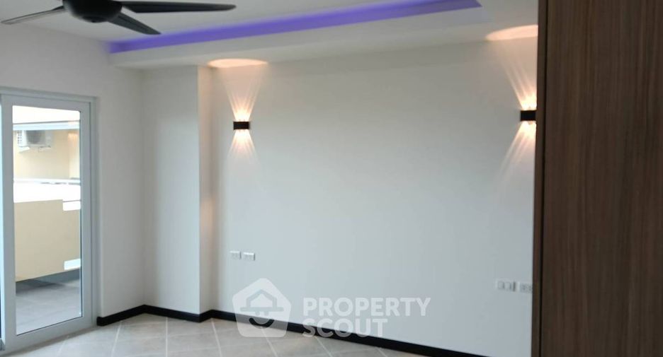 Wohnung zur Miete mit 3 Zimmer in Bang Lamung, Chonburi