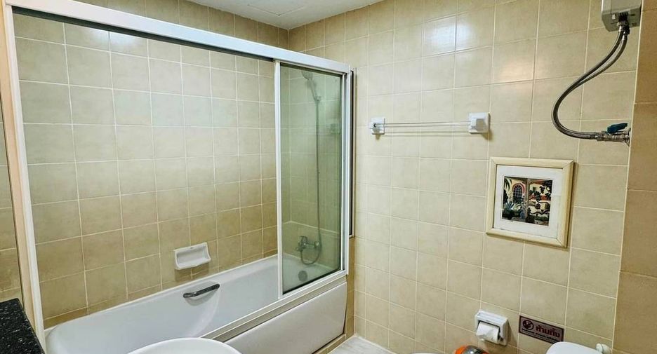 Condo en alquiler de 2 habitaciones en Khlong Toei, Bangkok