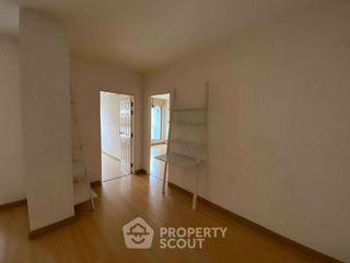 For rent 2 bedrooms condo in Thon Buri, Bangkok