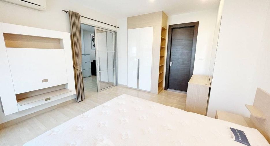 À louer 1 chambre condo à Huai Khwang, Bangkok