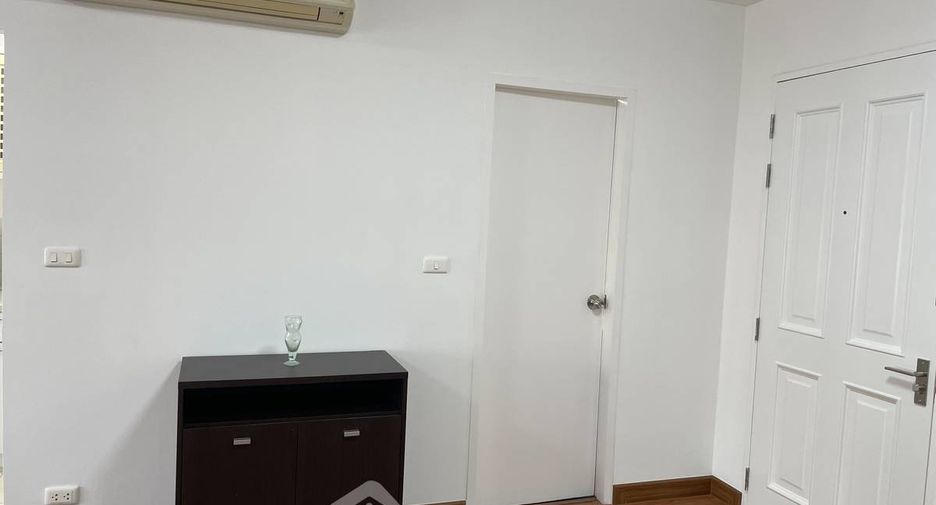 Condo en alquiler de 1 habitaciones en Khlong Toei, Bangkok