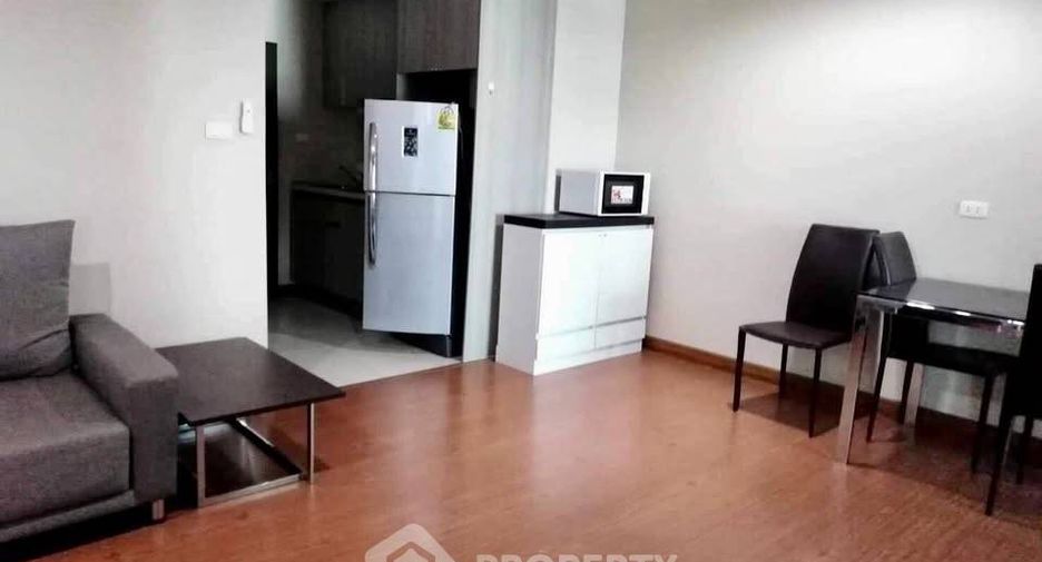 Condo en alquiler de 1 habitaciones en Huai Khwang, Bangkok