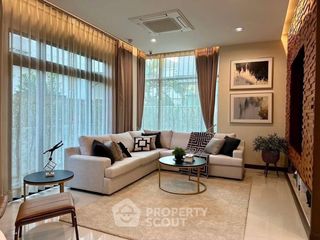 For rent 6 bedrooms house in Lat Krabang, Bangkok