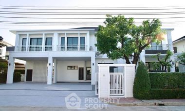 Casa en alquiler de 6 habitaciones en Lat Krabang, Bangkok