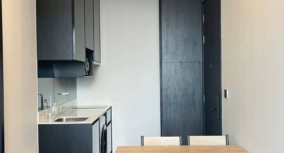 Wohnung zur Miete mit 1 Zimmer in Phaya Thai, Bangkok