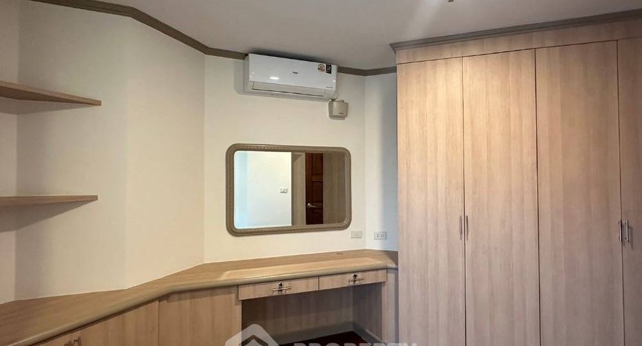 For rent 2 bedrooms condo in Bang Na, Bangkok