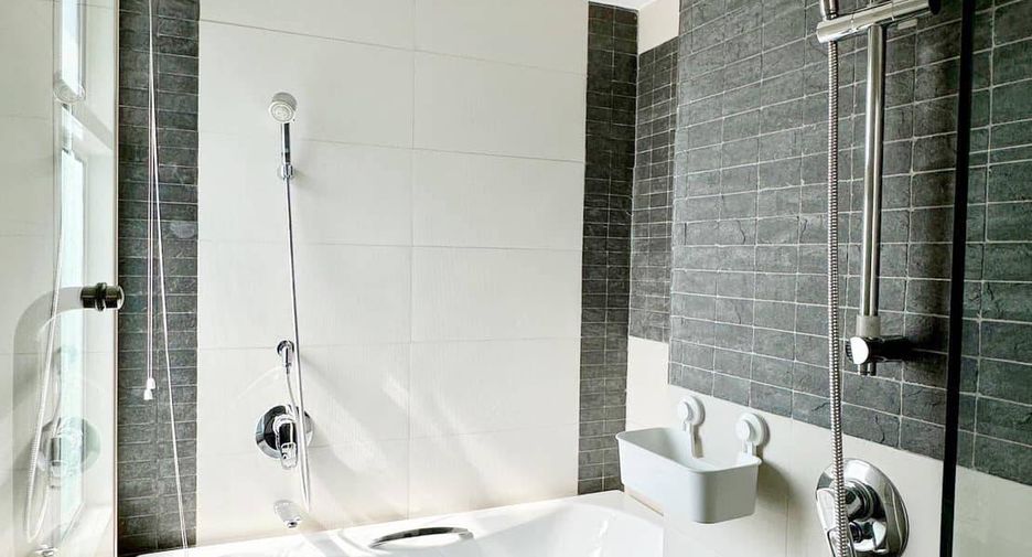 For rent 1 Beds condo in Watthana, Bangkok