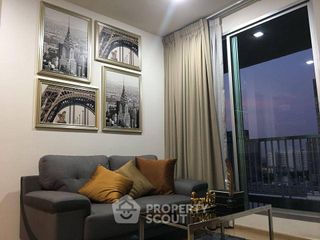 À louer 2 chambres condo à Phra Khanong, Bangkok