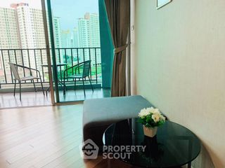 出租 3 卧室 公寓 在 Huai Khwang, 曼谷