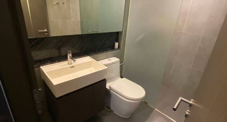 For rent 1 Beds condo in Khlong Toei, Bangkok
