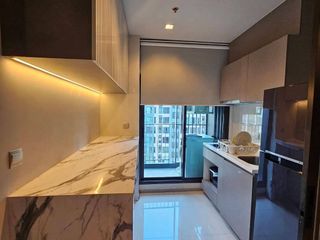 For rent 1 bed condo in Huai Khwang, Bangkok