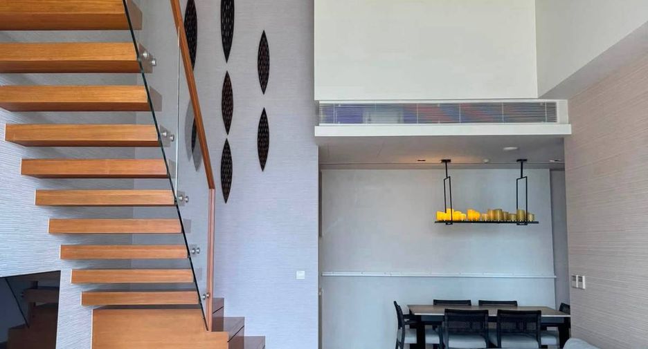 For rent 2 bedrooms condo in Sathon, Bangkok