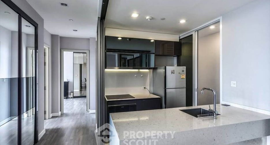 Condo en alquiler de 2 habitaciones en Sathon, Bangkok