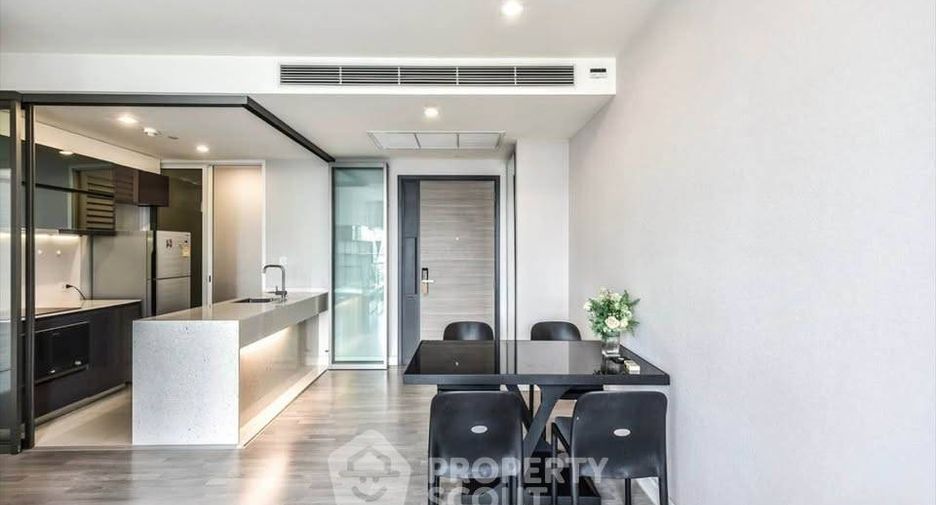Condo en alquiler de 2 habitaciones en Sathon, Bangkok