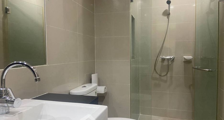 For rent 2 bedrooms condo in Bang Na, Bangkok