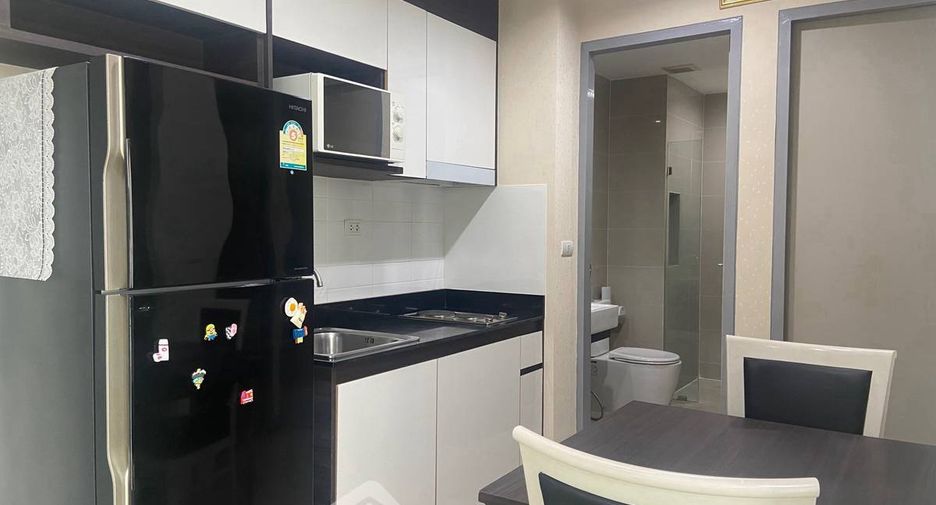 For rent 2 bedrooms condo in Bang Na, Bangkok