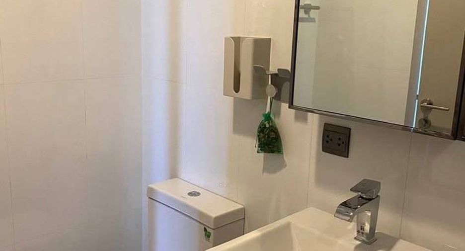 Condo en alquiler de 1 habitaciones en Phra Khanong, Bangkok