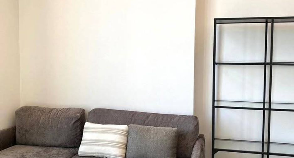 Condo en alquiler de 1 habitaciones en Phra Khanong, Bangkok