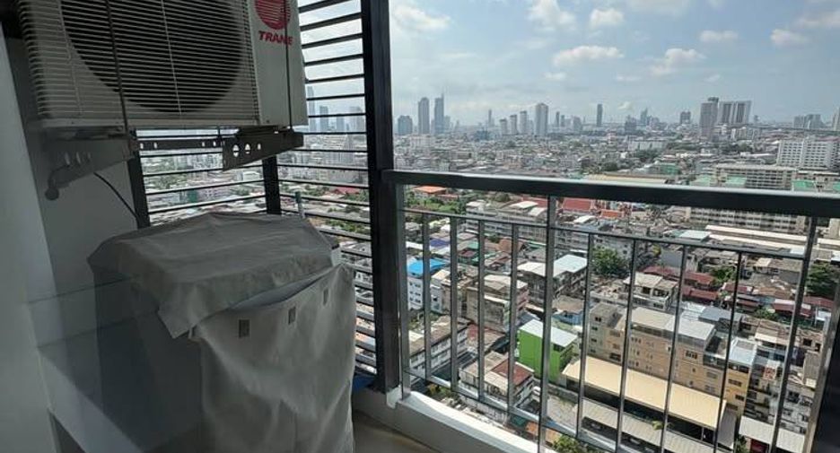 Condo en alquiler de 1 habitaciones en Thon Buri, Bangkok