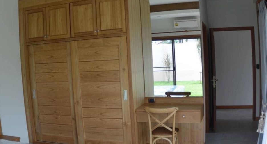 For rent 3 bedrooms villa in Bang Lamung, Chonburi