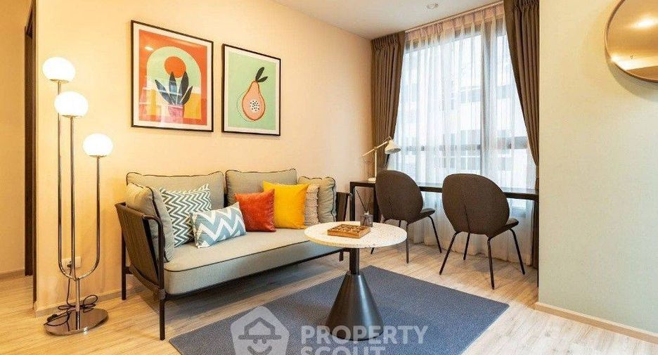 For rent 2 bedrooms condo in Huai Khwang, Bangkok