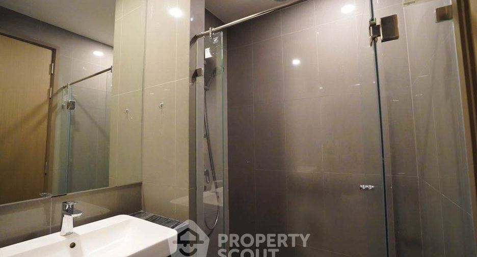 For rent 2 ベッドルーム condo in Bang Rak, Bangkok