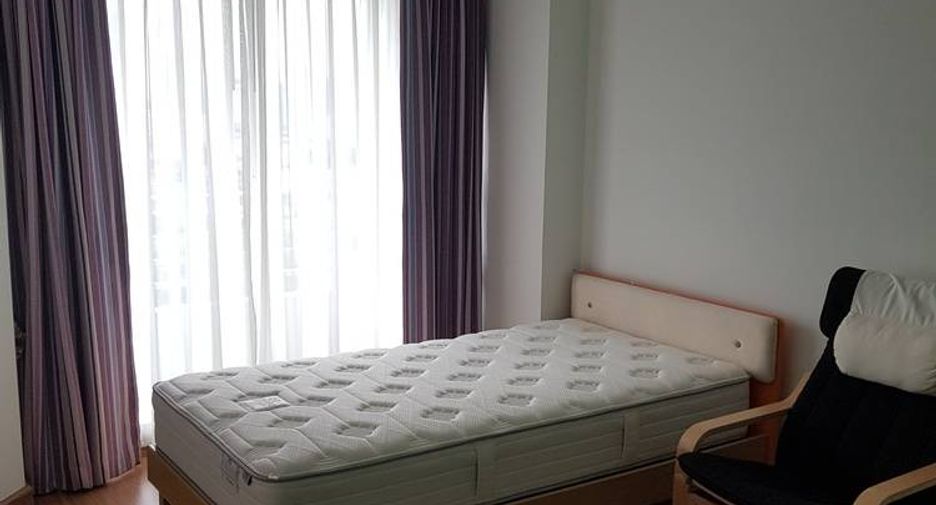 For rent 3 bedrooms condo in Bang Kapi, Bangkok