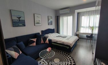 Wohnung zur Miete mit 1 Zimmer in Bang Rak, Bangkok