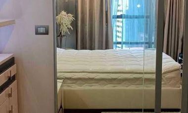 Condo en alquiler de 2 habitaciones en Sathon, Bangkok