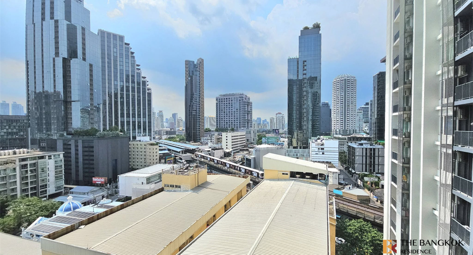 À vendre 1 chambre condo à Khlong Toei, Bangkok