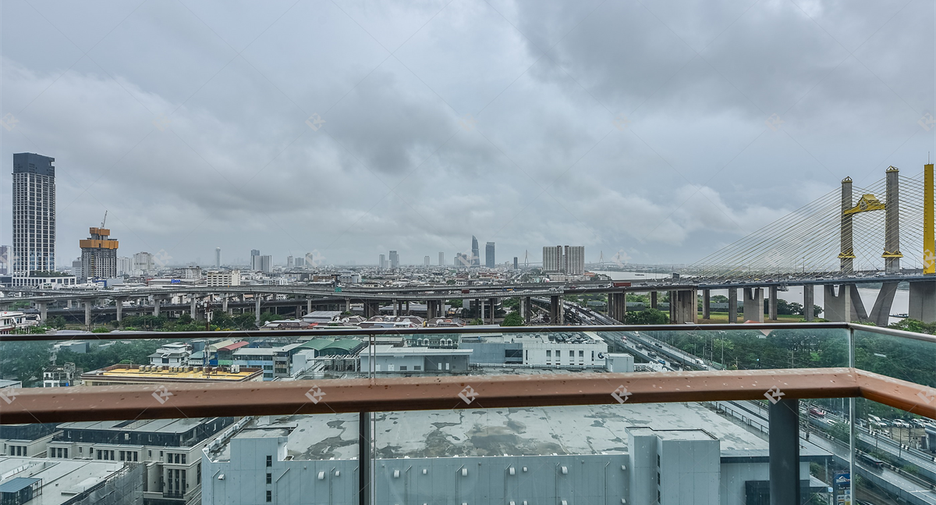 À vendre 2 chambres condo à Yan Nawa, Bangkok