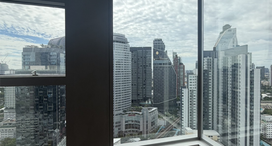 Condo en alquiler de 2 habitaciones en Khlong Toei, Bangkok