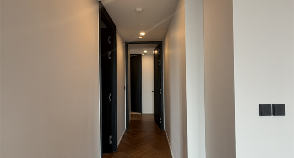 Condo en alquiler de 2 habitaciones en Khlong Toei, Bangkok