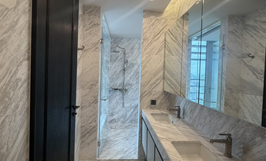 Condo en alquiler de 2 habitaciones en Khlong Toei, Bangkok