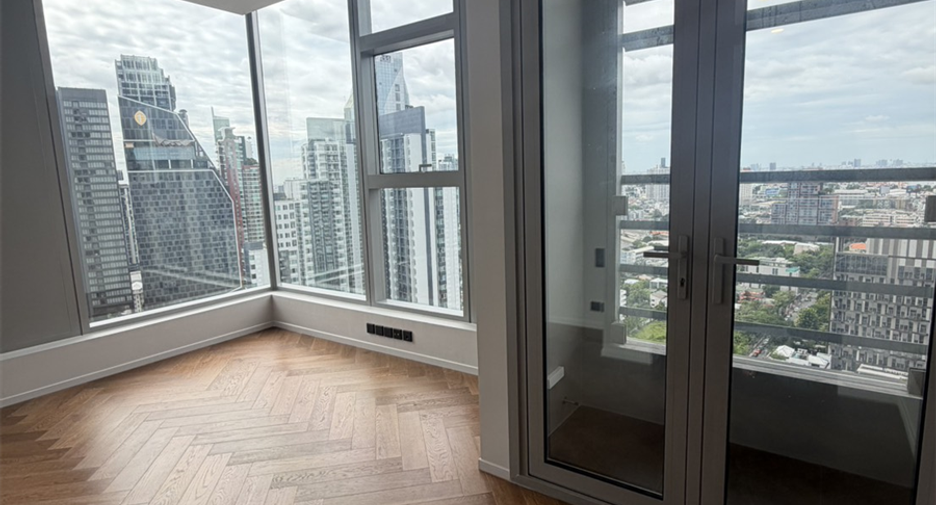 Condo en alquiler de 2 habitaciones en Khlong Toei, Bangkok