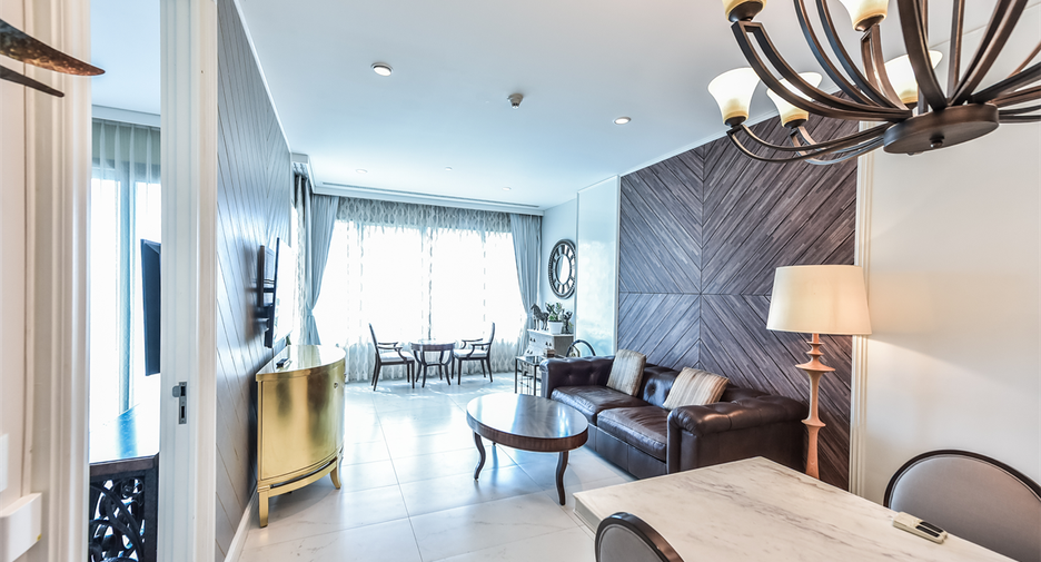 For rent 2 bedrooms condo in Pathum Wan, Bangkok