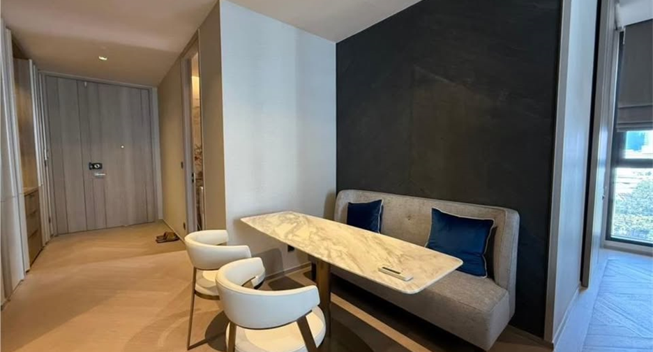 Condo en alquiler de 2 habitaciones en Sathon, Bangkok