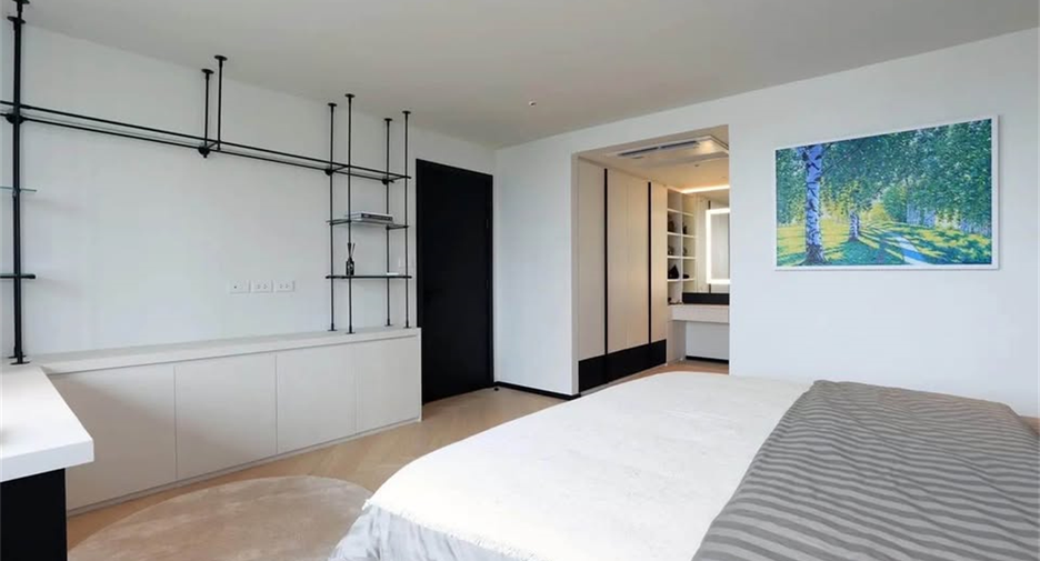For rent 1 Beds condo in Khlong Toei, Bangkok