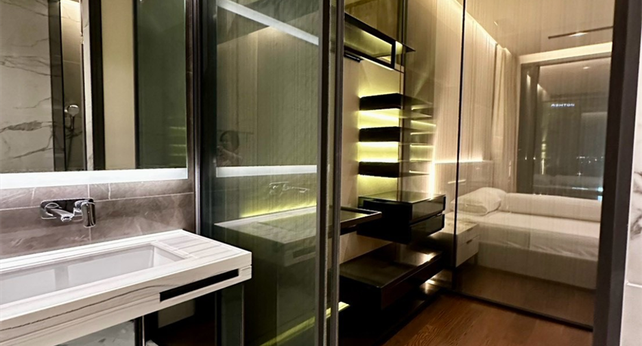 For rent 1 Beds condo in Watthana, Bangkok