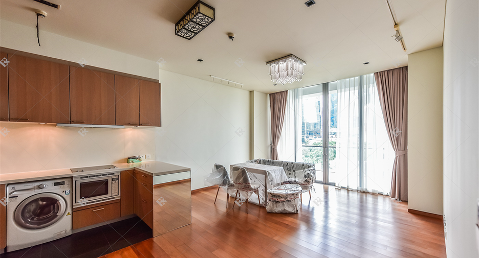 For rent 2 bedrooms condo in Sathon, Bangkok