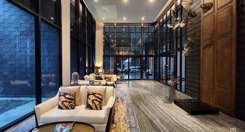 For rent 1 bed condo in Khlong Toei, Bangkok