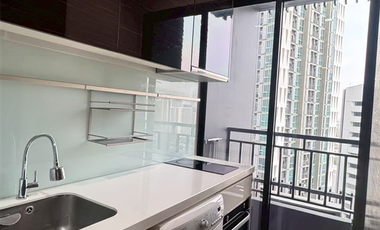 For sale 1 bed condo in Huai Khwang, Bangkok
