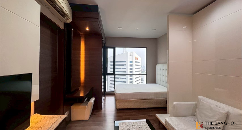 For sale 1 bed condo in Huai Khwang, Bangkok